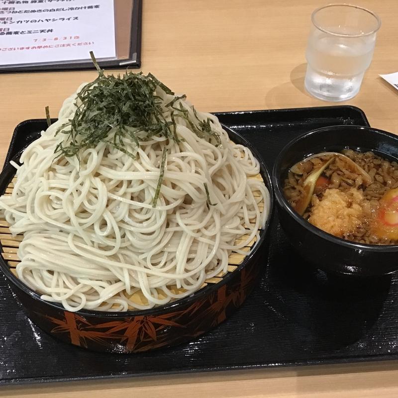 特ざる(道議會食堂)