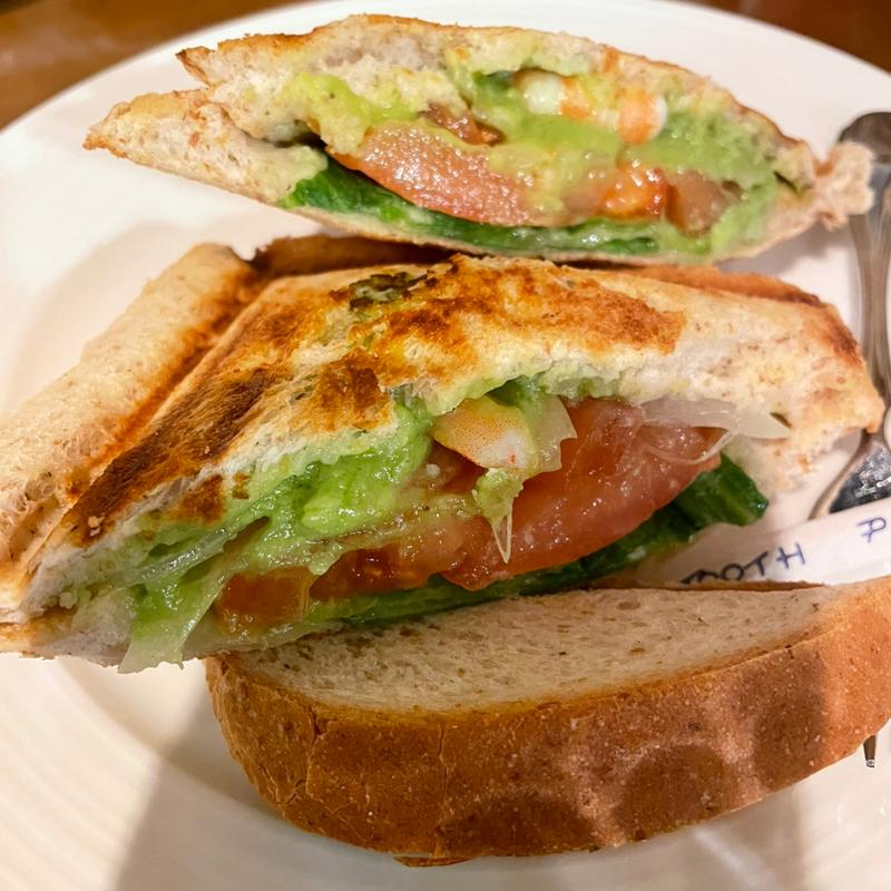 エビとアボカドのホットサンド(サッポロ珈琲館 時計台ガーデンテラス店)