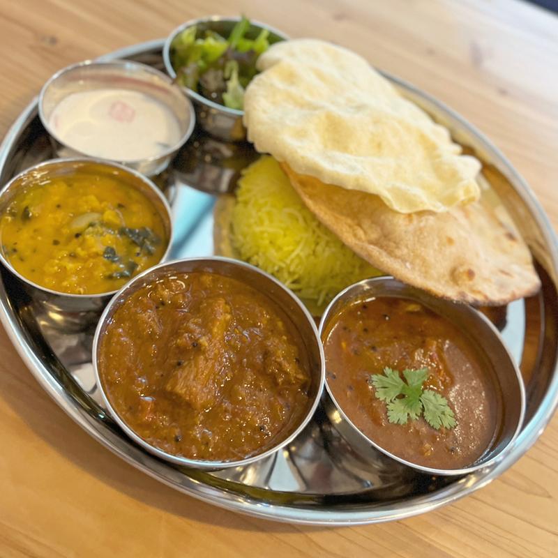 ターリーセット（タンドールロティ追加）(RUBY MURRAY)