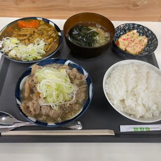 2種盛り定食醤油カレー(もつ乃)