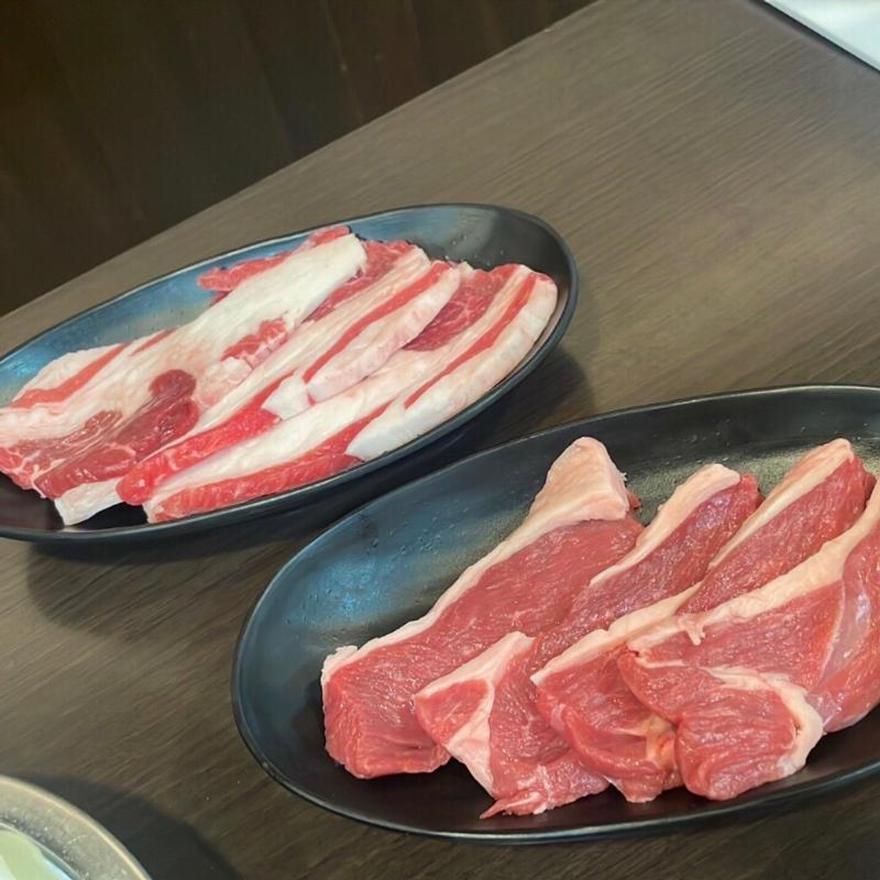 肩ロースとランプ(成吉思汗 大黒屋 5丁目支店)