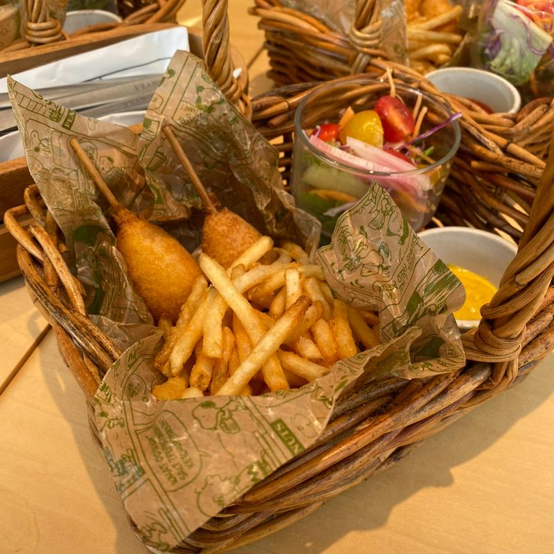 (PEANUTS Cafe SUNNY SIDE kitchen ピーナッツ カフェ サニーサイドキッチン)