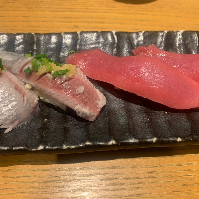 鮪赤身(梅丘 寿司の美登利 吉祥寺店)