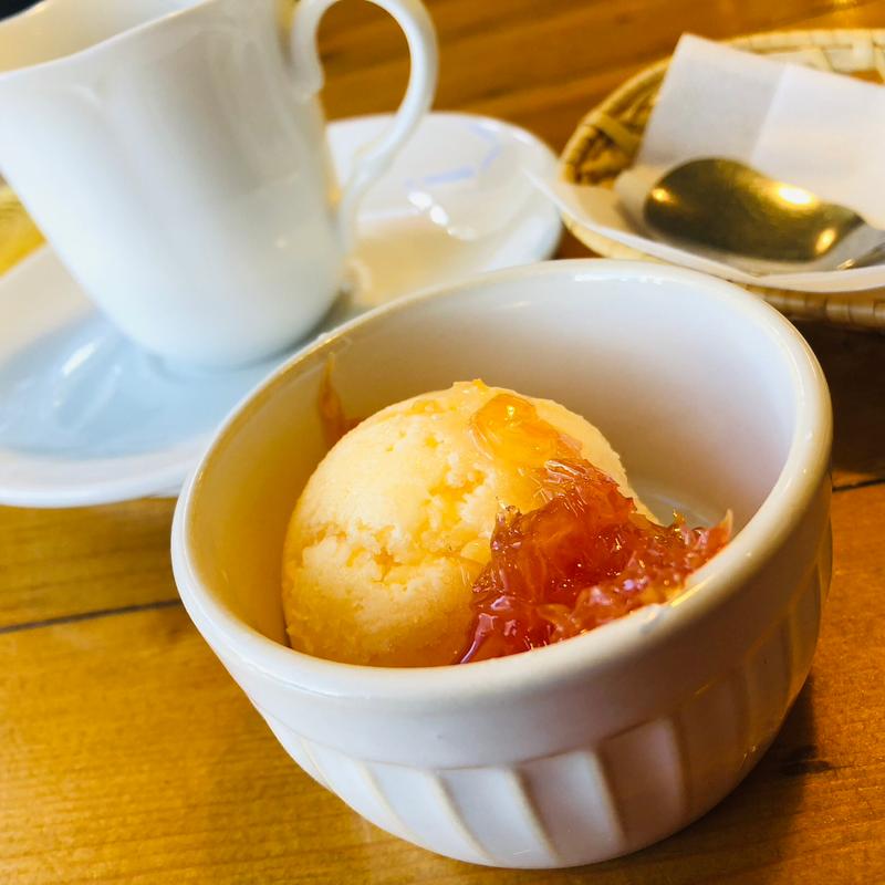 ぼんたんマーマレードのアイスクリーム(洋食屋 青空 （ヨウリョクヤ アオゾラ）)