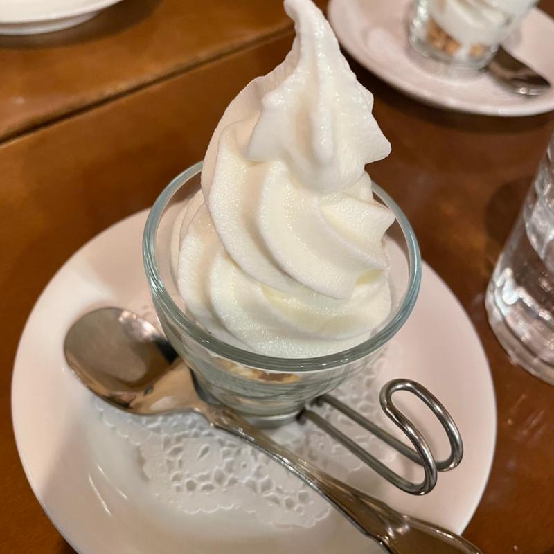 ミニソフトクリーム(サッポロ珈琲館 時計台ガーデンテラス店)