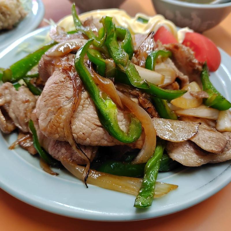 しょうが焼き定食 唐揚げハーフ(中華料理豊春)