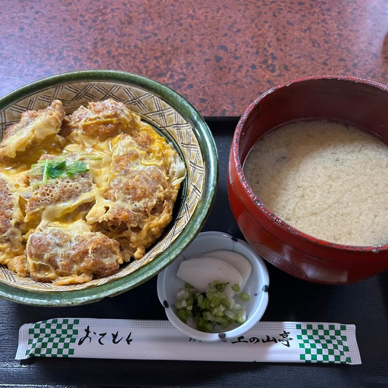 地金目鯛のカツ丼(上の山亭)