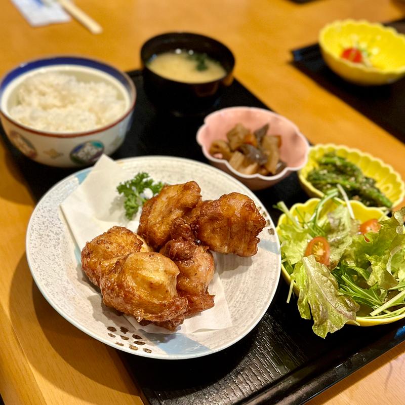 唐揚げ定食(炭焼 耀縁)