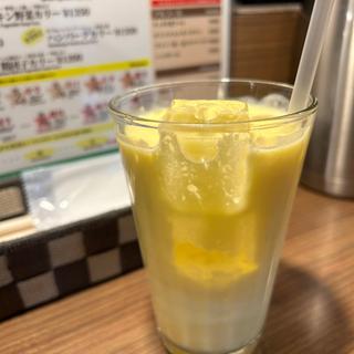マンゴーラッシー(札幌ドミニカ 銀座店)