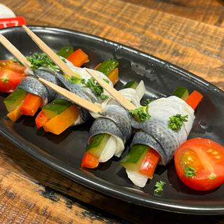 こはだのロールモプス(Schmatz beer dining takeshiba シュマッツ・ビア・ダイニング 東京ポートシティ竹芝)