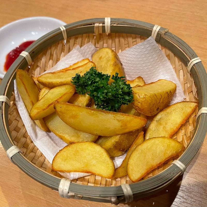 皮つきポテトフライ(中華ラーメン うえだ)