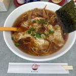 ワンタン麺