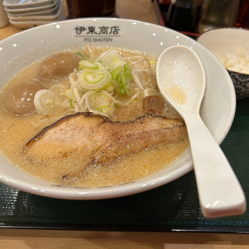 信州みそラーメン白(東京餃子食堂 久米川店)