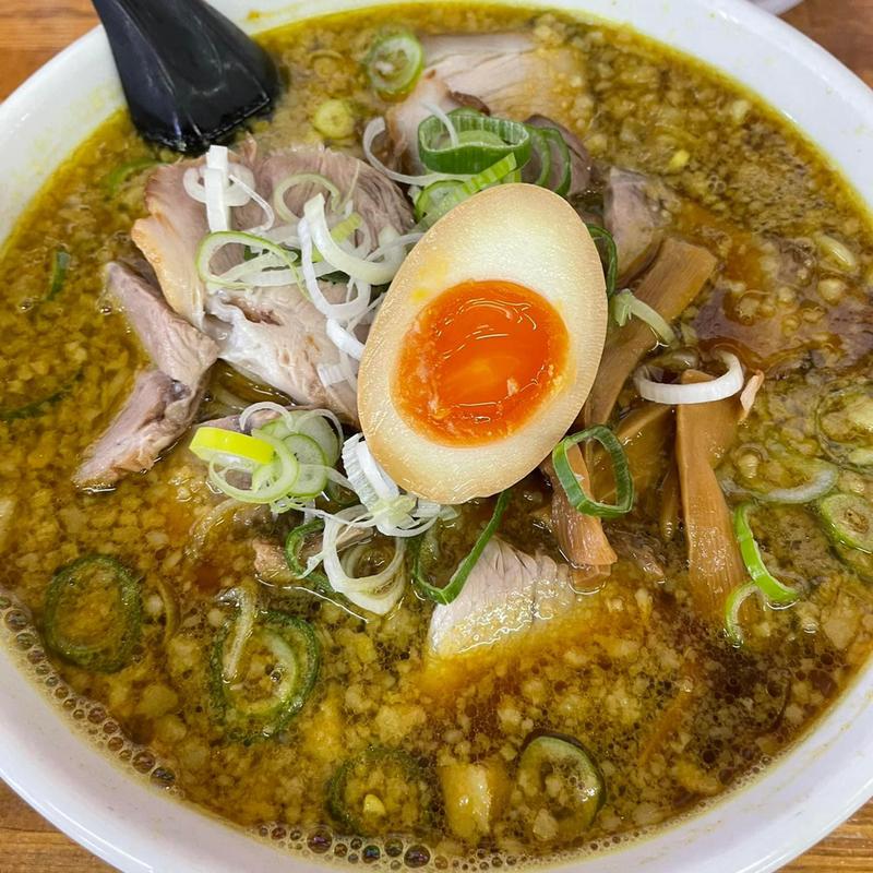 背脂カレー 中盛(土佐屋)