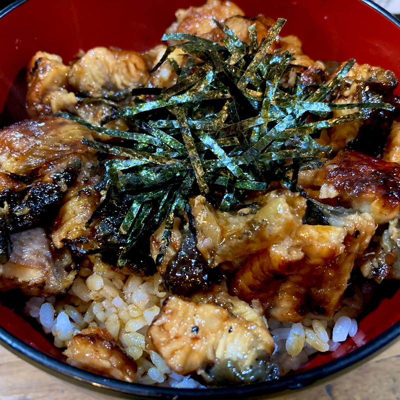 ギガ増し丼＋(名代 宇奈とと 錦糸町店)