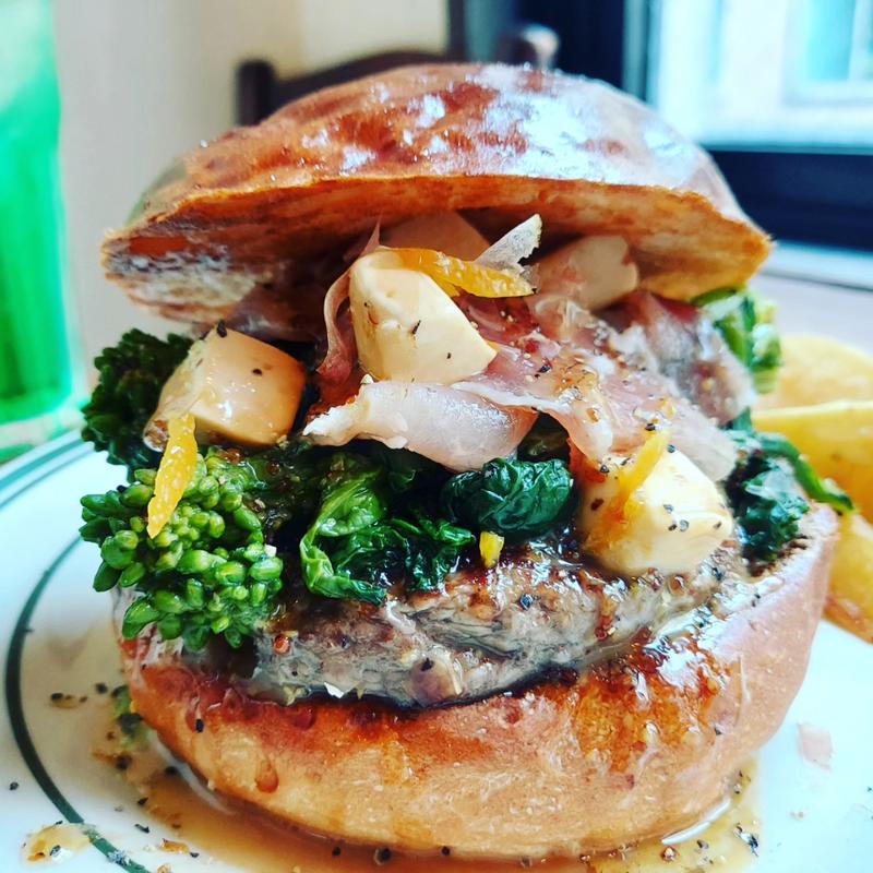 菜の花と生ハムハニーマスタードソースバーガー(ザ マンチーズ バーガーワークス （THE MUNCHIES BURGER WORKS）)