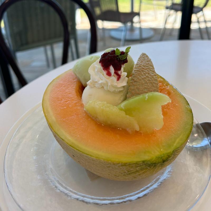 まるこど夕張メロンパフェ(フルーツピークス つくば店)