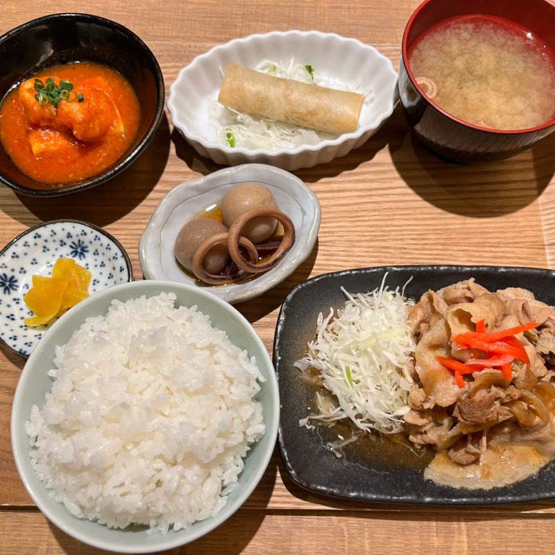 カスタマイズBee定食(大衆食堂Bee)