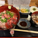 マグロ・マグロカマトロ炙り刺2色丼定食(なごみ)