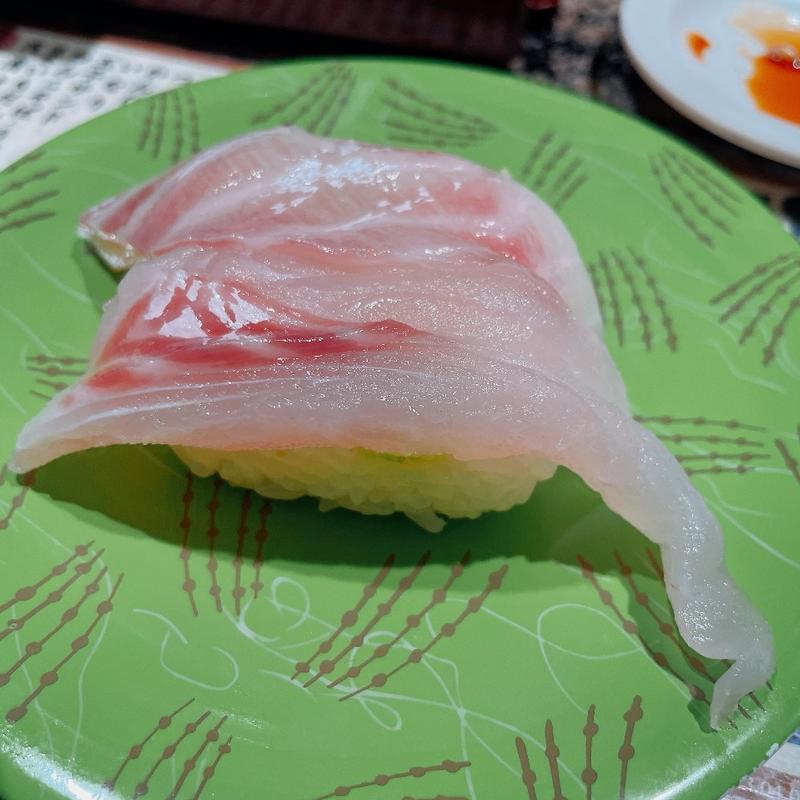 活〆真鯛(回転寿司根室花まる JRタワーステラプレイス店)