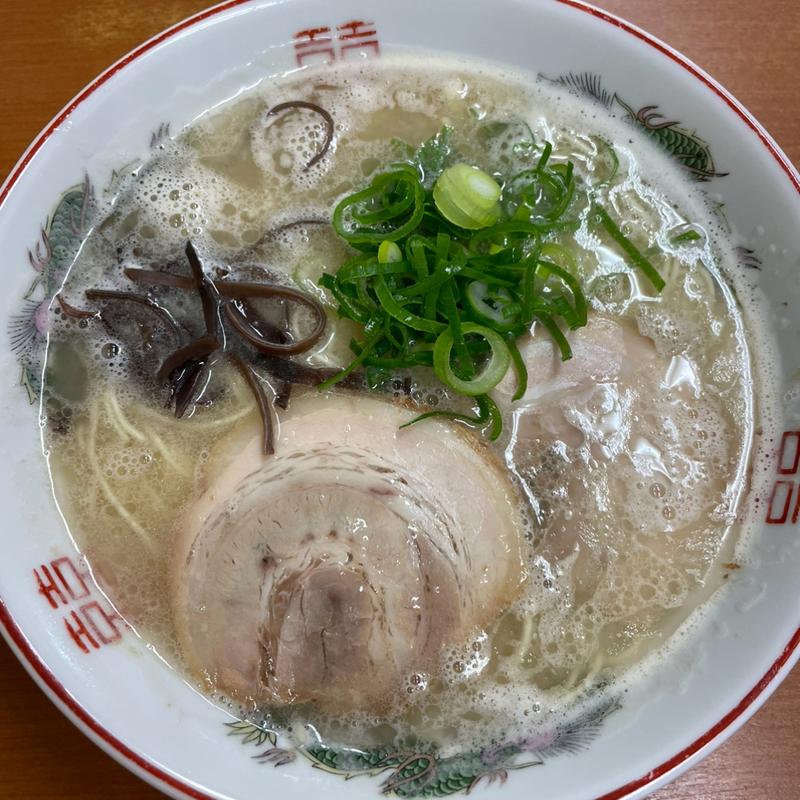ラーメン(博多ラーメン めんとく屋)