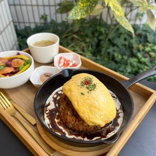 オムライスハンバーグ(JOYS TABLE Dining＆Cafe)