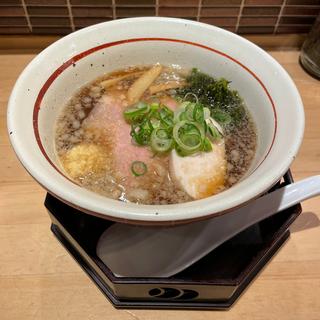 生姜　醤油らぁ麺(小麦と鈴)