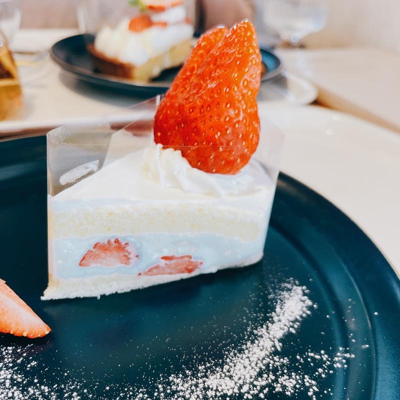 イチゴのショートケーキ(ホシノカジツエンBloom)