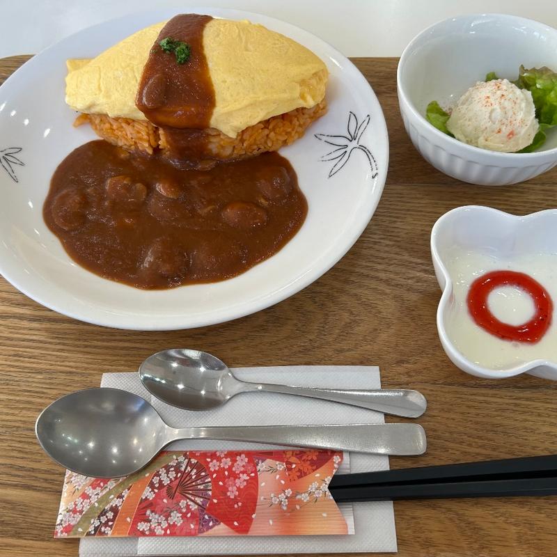 オムライスセット(Kitchen&Cafe Canaan)