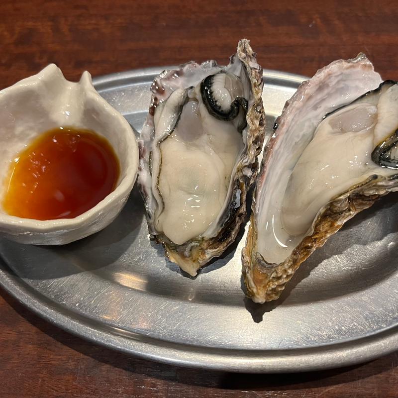 生牡蠣(居酒屋 牡蠣 やまと)