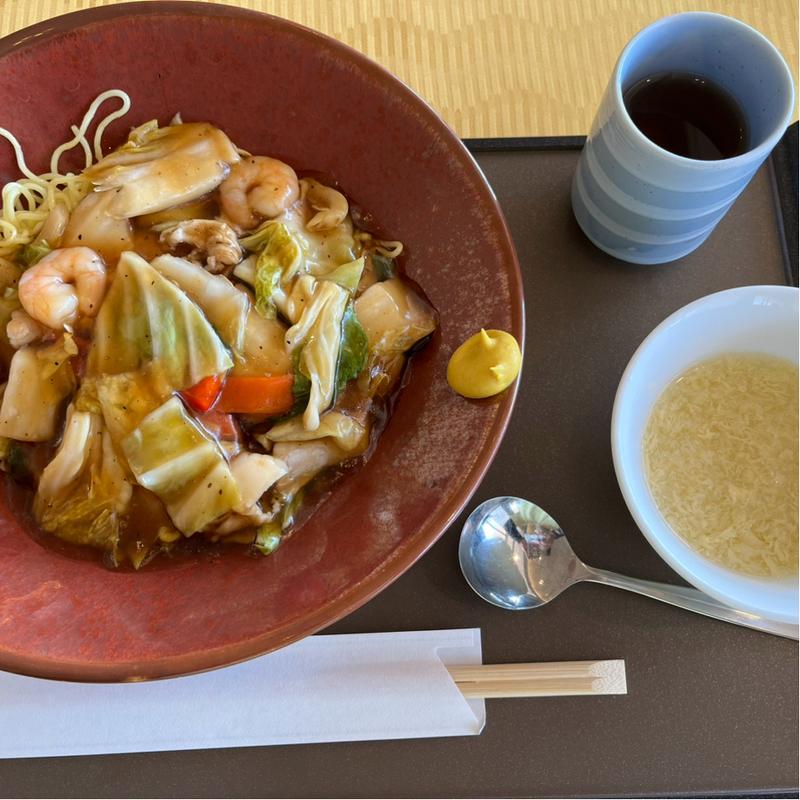 10品目のあんかけ焼きそば(成田フェアフィールドゴルフクラブレストラン )