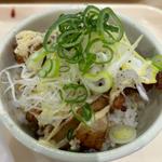 鶏丼とラーメンのセット(神来 （ジンライ）)