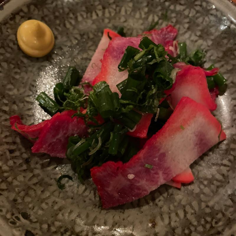 クジラベーコン(楽しいお酒とごはん genten.)