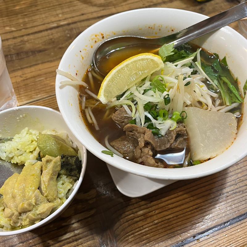 ヌアプアイ+ミニグリーンカレー(バンコックコスモ食堂)