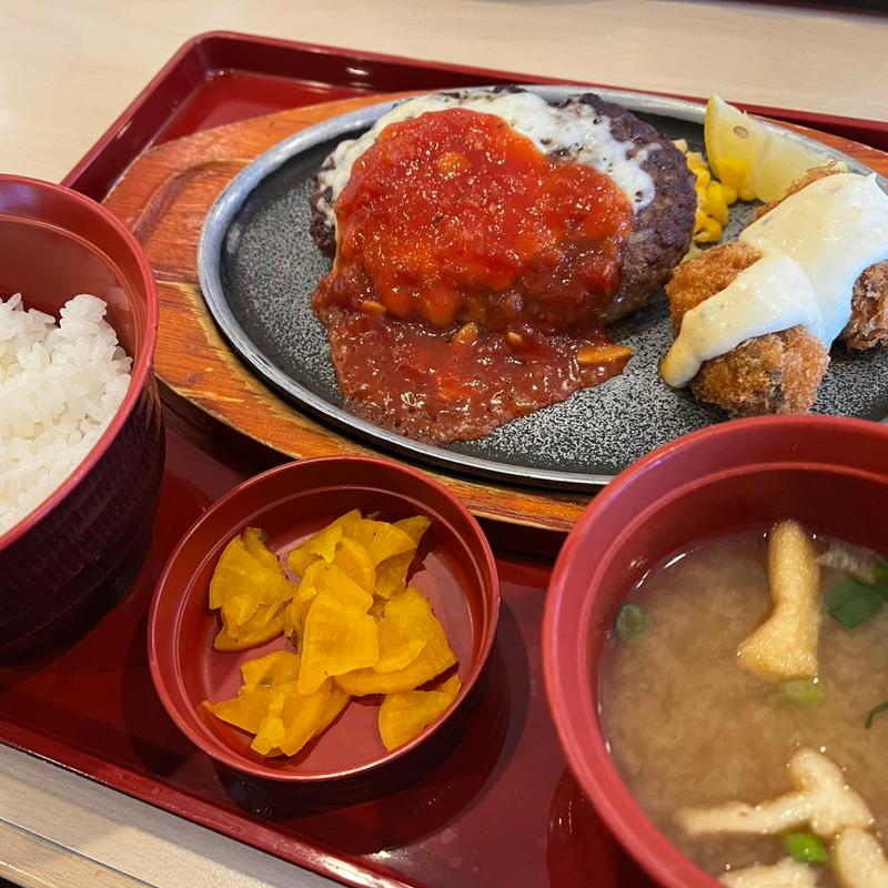 チーズハンバーグ&広島産かきフライ(ジョイフル桶川店)