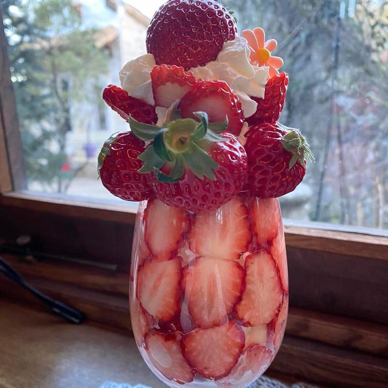 王様のいちごパフェ(グリーンフィンガー )