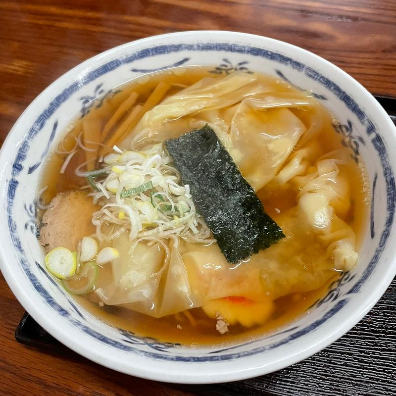 屋台のワンタン麺(橋龍 （はしりゅう）)