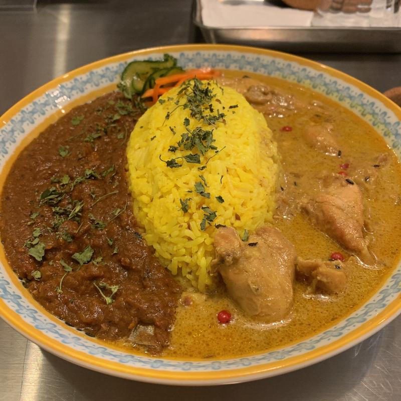 あいがけカレー(カレーアパート ニュートキワ(咖喱公寓 新常盤))