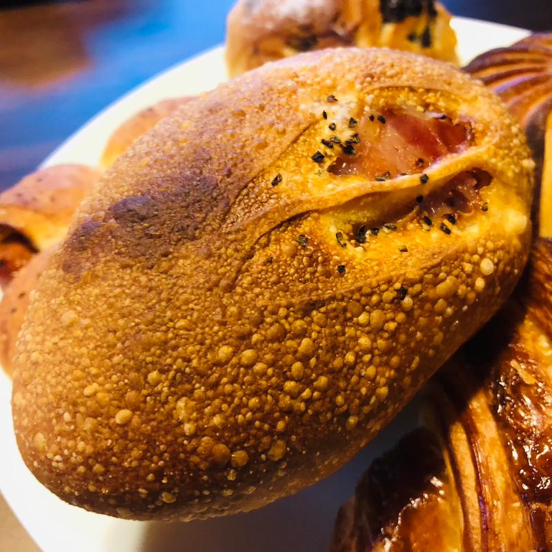 ブラックブロー (ル エドニィ デュ パン )