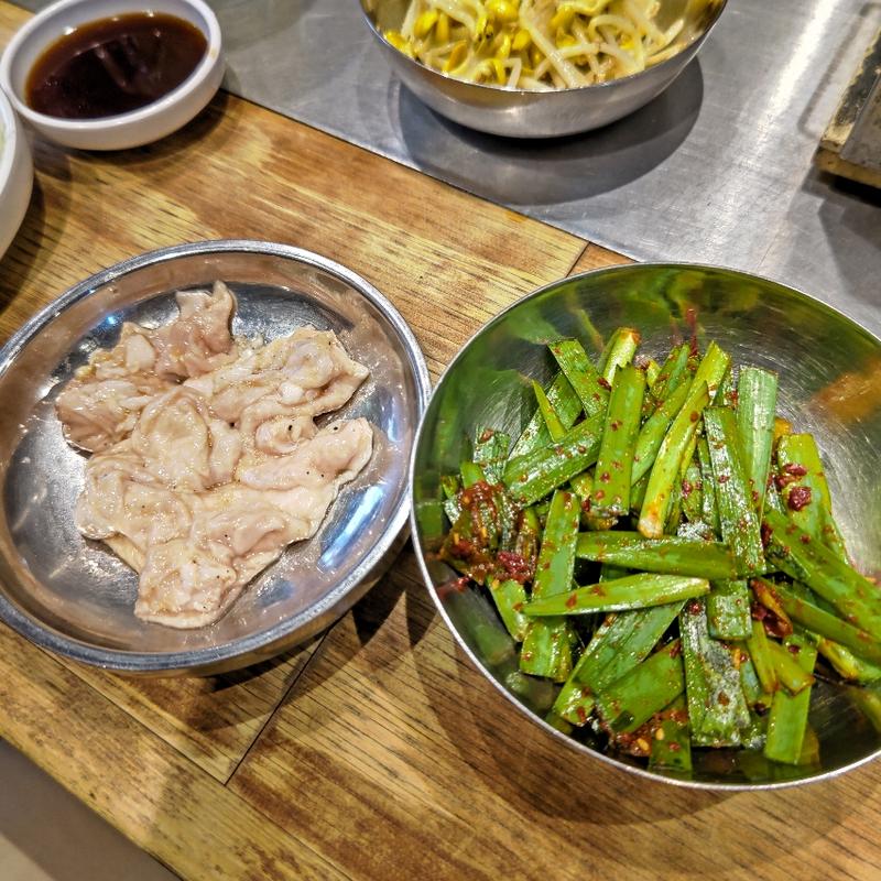 名物ペラペラ焼き(大船ホルモンセンター)