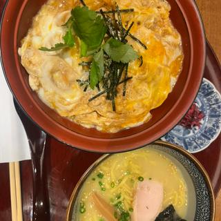 親子丼　半ラーメンセット(鶏五味 グランデュオ立川店)