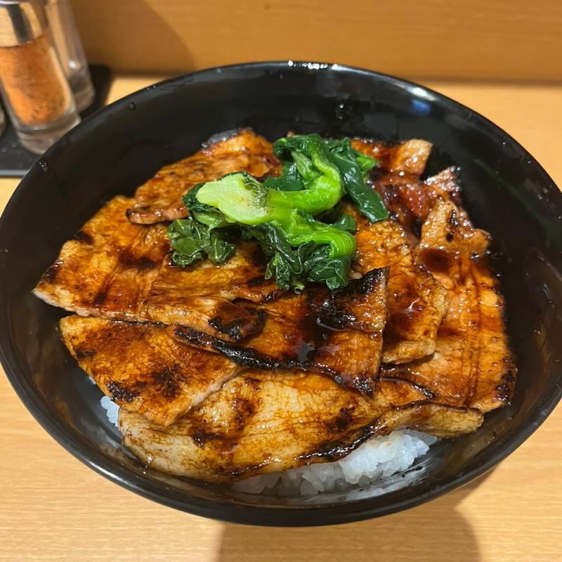 豚丼（中）(豚大学 芝大門校舎)