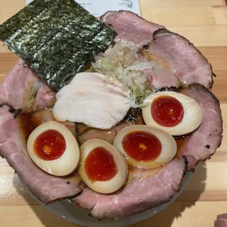 特製肉まし鶏醤油(らーめん 吟雅)