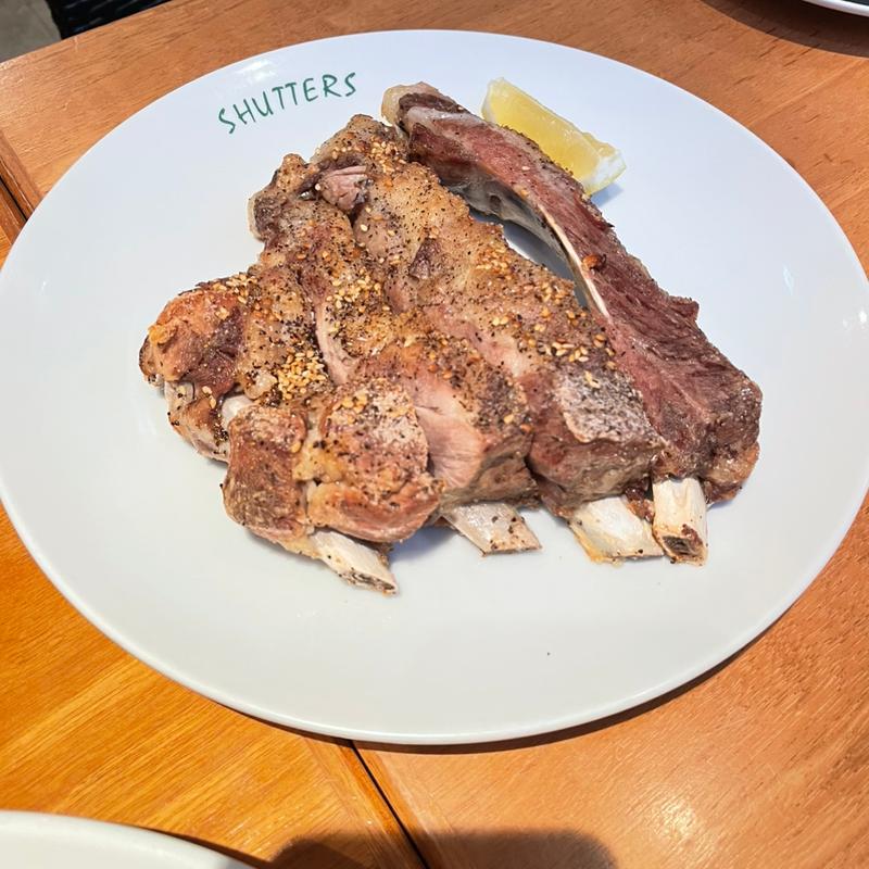 北海道産やわらかスペアリブ(SHUTTERS二子玉川)