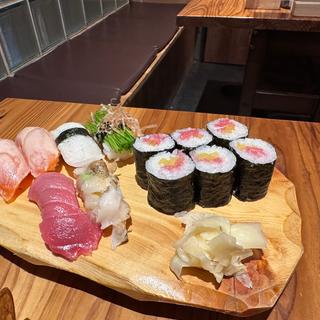 (寿司と炭火 一)