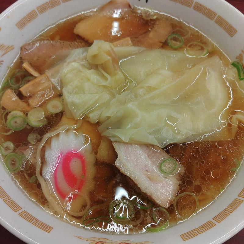 チャーシューワンタン麺(萬来軒)