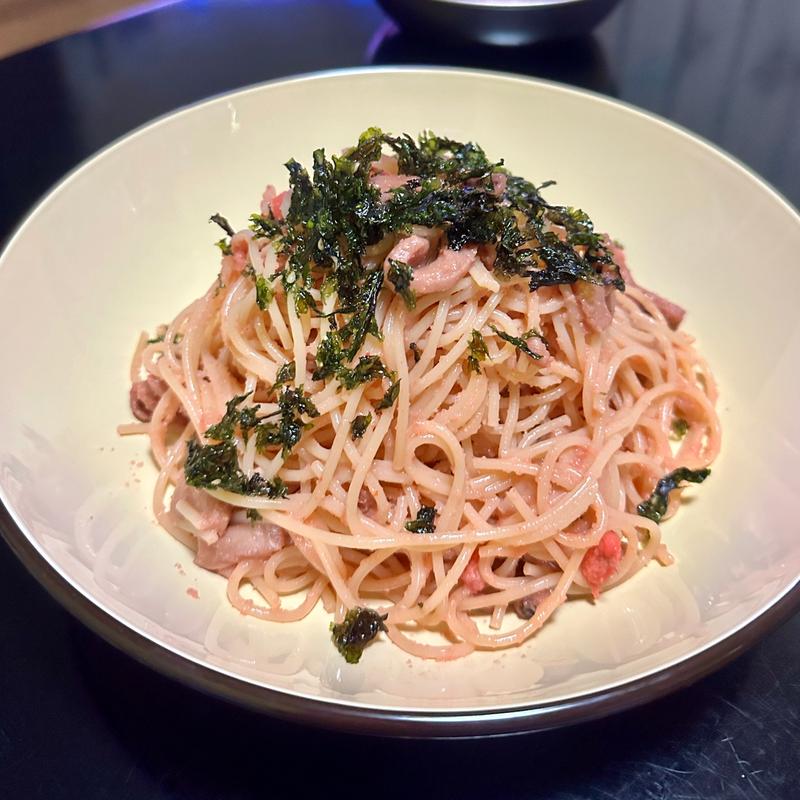 イカ塩辛明太パスタ(大盛)+トマトサラダ(ベルクス 東墨田店)