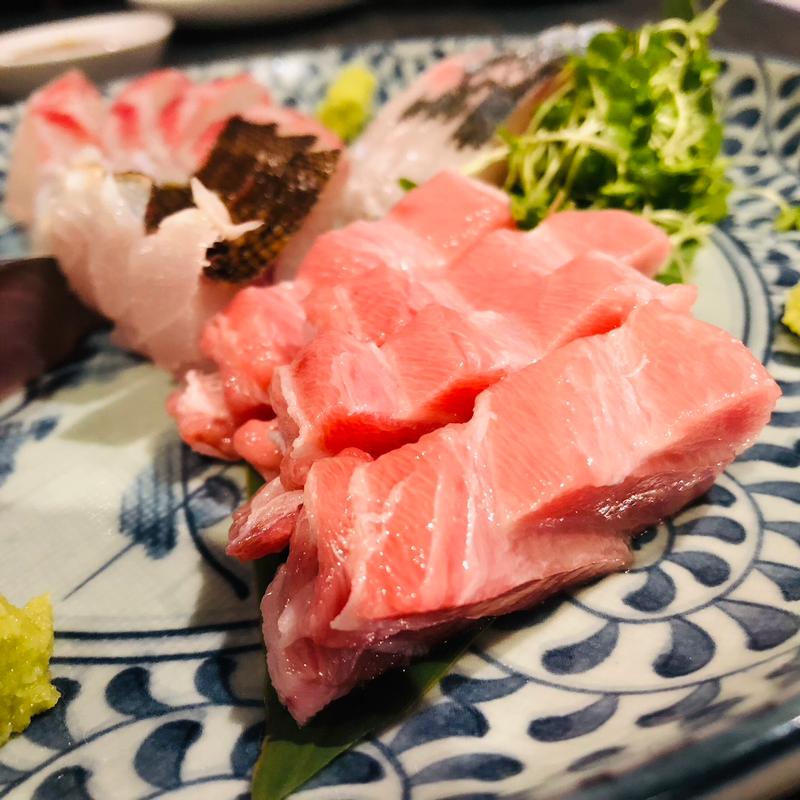 本鮪中トロのお造り(一献 すだち)