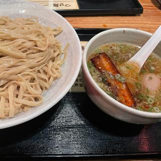 塩味玉チャーシュー麺(りょう花 フライブルグ店 )
