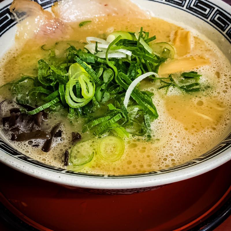 白龍(九州豚骨)(ラーメン京龍 （きょうりゅう）)